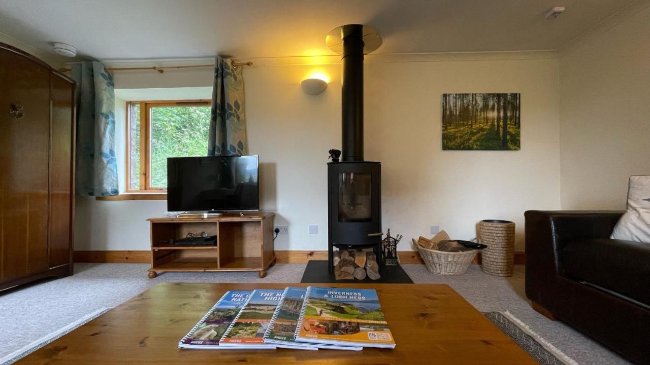 Kerrowdown Cottage-Self Catering For 4 In The Highlands 德拉姆纳德罗希特 外观 照片