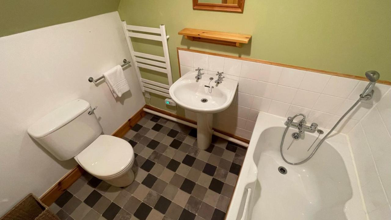 Kerrowdown Cottage-Self Catering For 4 In The Highlands 德拉姆纳德罗希特 外观 照片