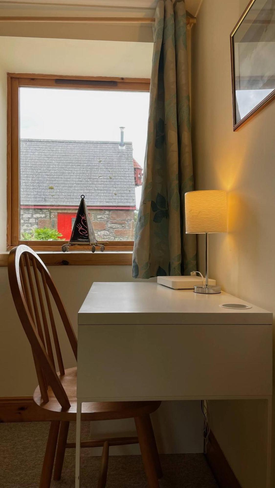 Kerrowdown Cottage-Self Catering For 4 In The Highlands 德拉姆纳德罗希特 外观 照片